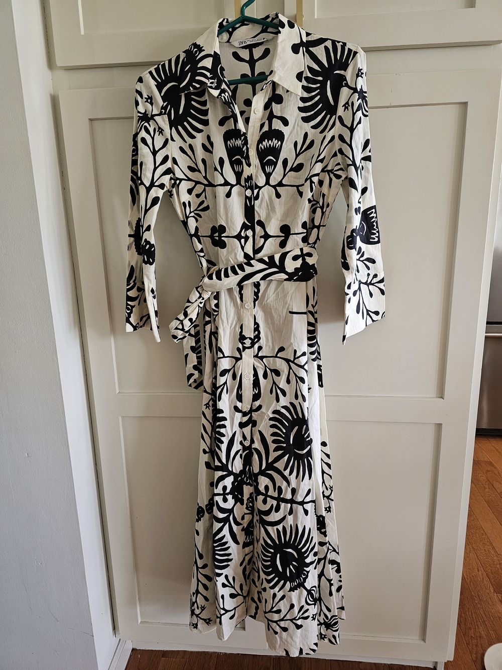Zara Black and White Floral Maxi Shirt Dress with Tie Belt